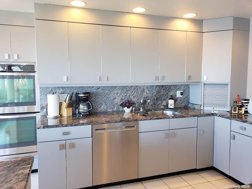 11 Beach Road Jamesport Jamesport NY 11947