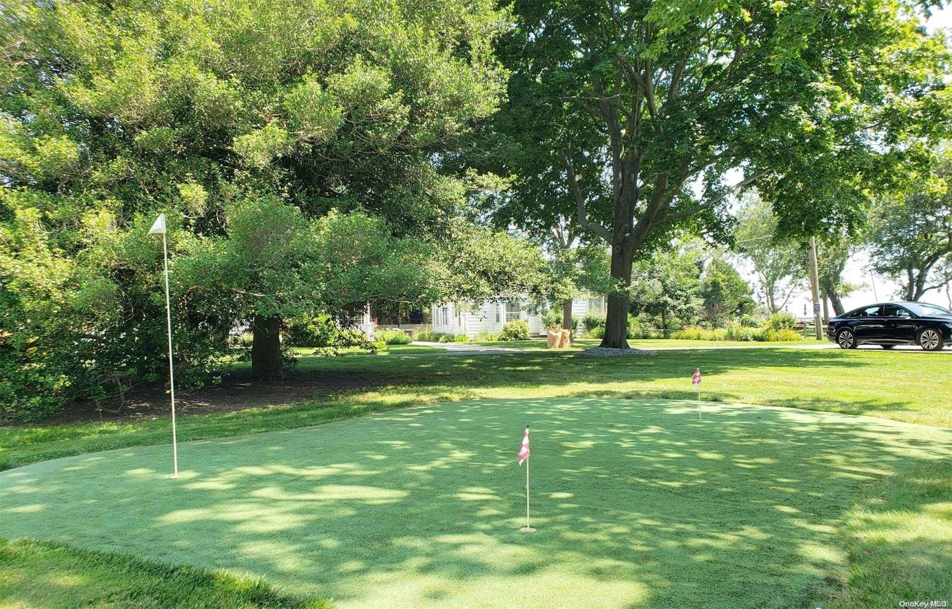 11 Beach Road Jamesport Jamesport NY 11947