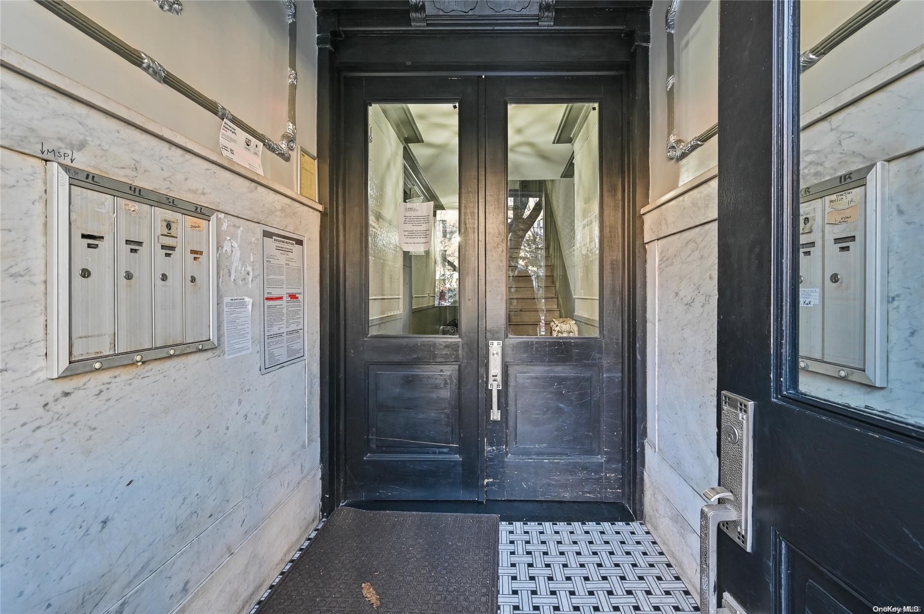 380 Saint John's Place Brooklyn, NY 11238