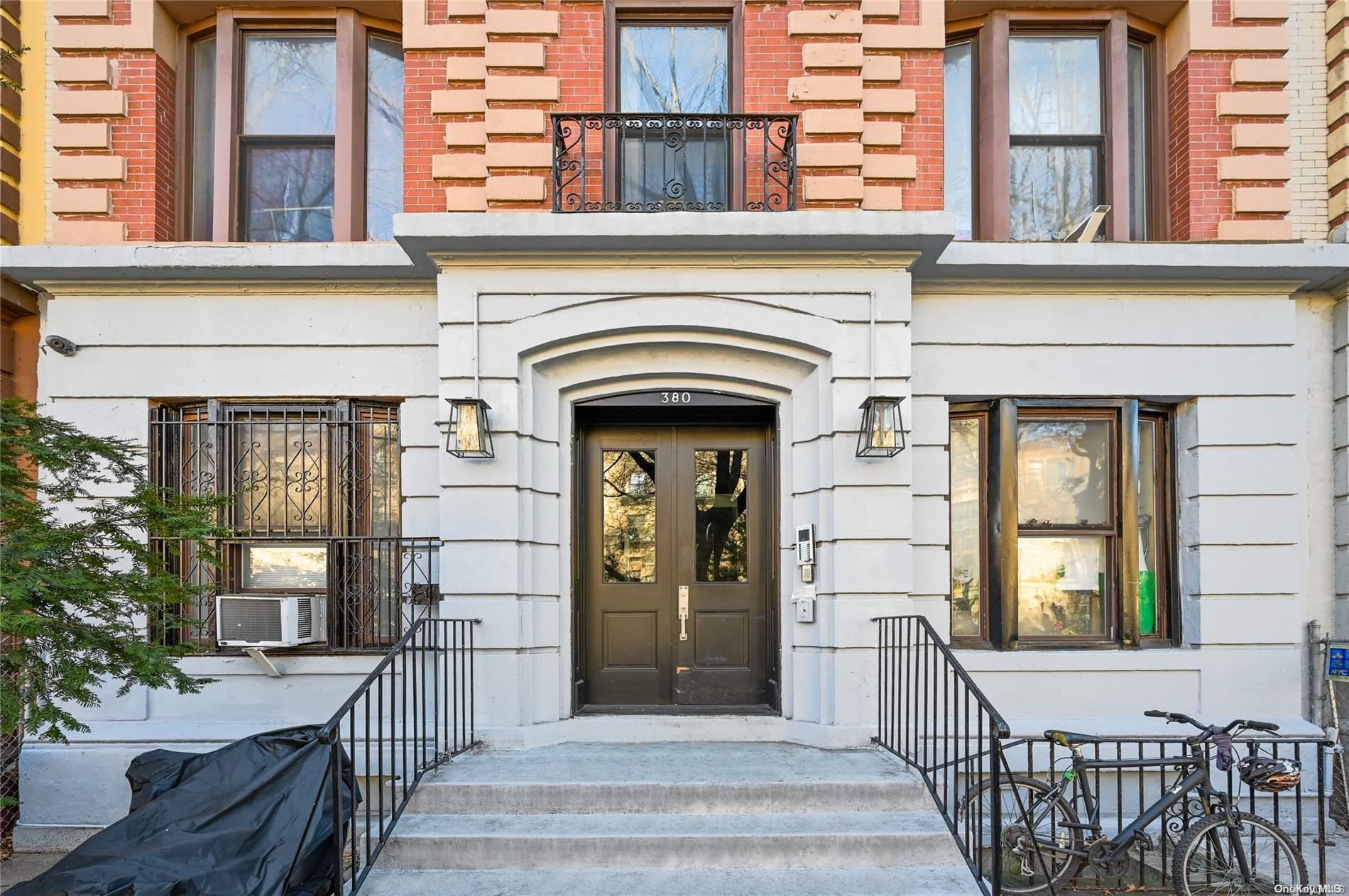 380 Saint John's Place Brooklyn, NY 11238