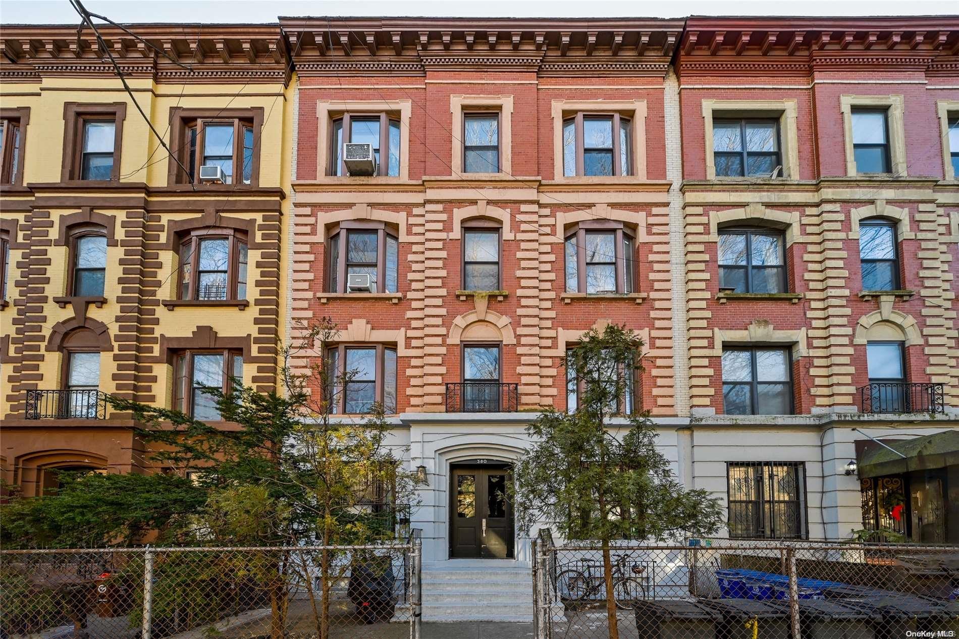 380 Saint John's Place Brooklyn, NY 11238