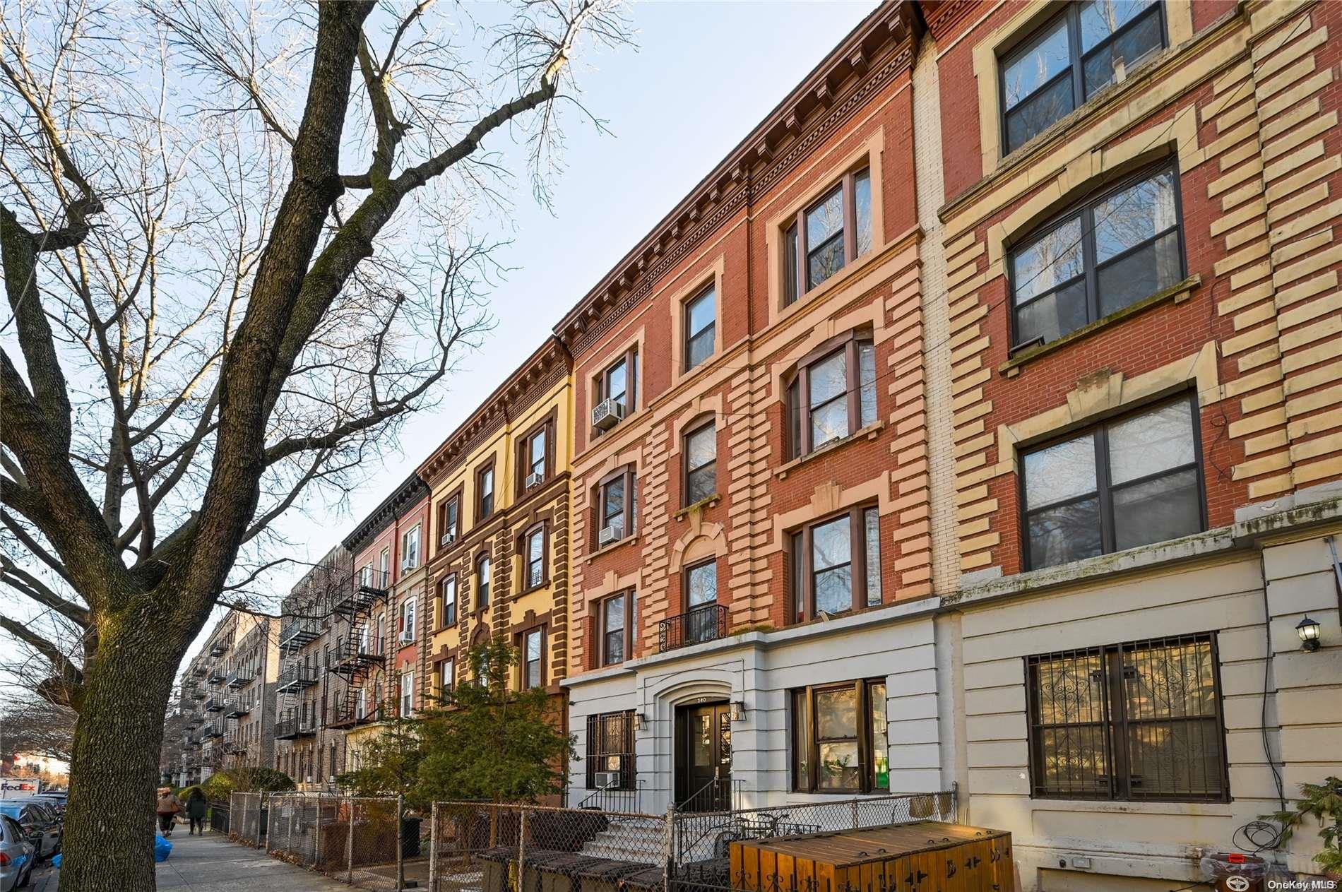 380 Saint John's Place Brooklyn, NY 11238