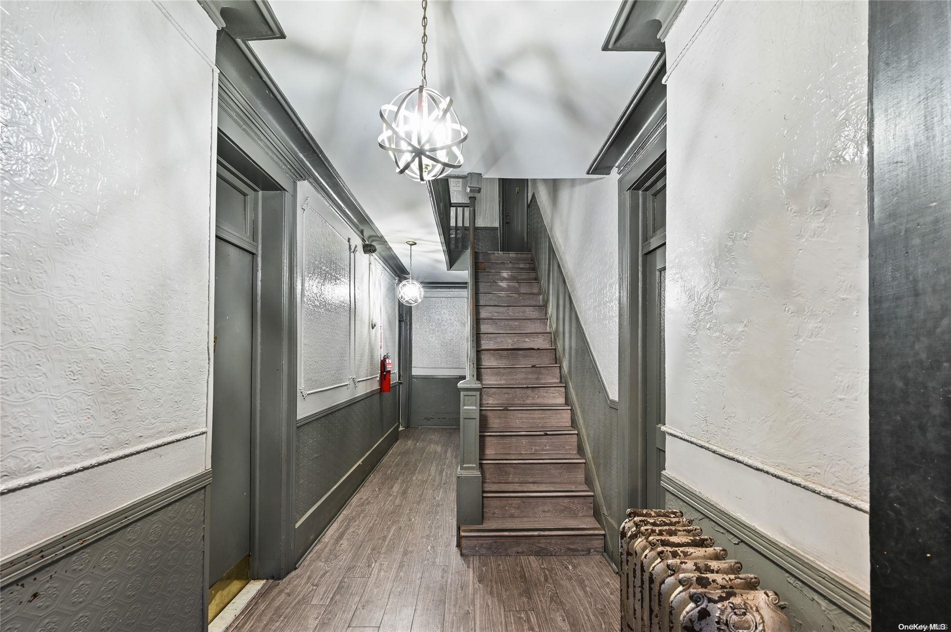 380 Saint John's Place Brooklyn, NY 11238