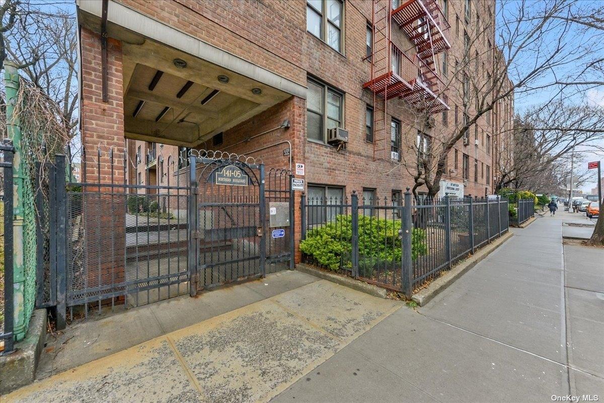 141-05 Northern Boulevard 1C-1D Flushing Flushing, NY 11354