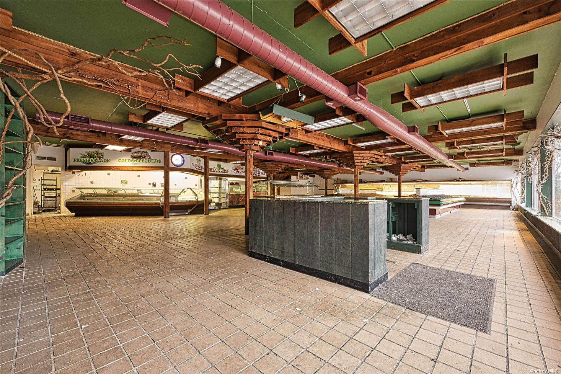 80 East Main Street Huntington Huntington NY 11743