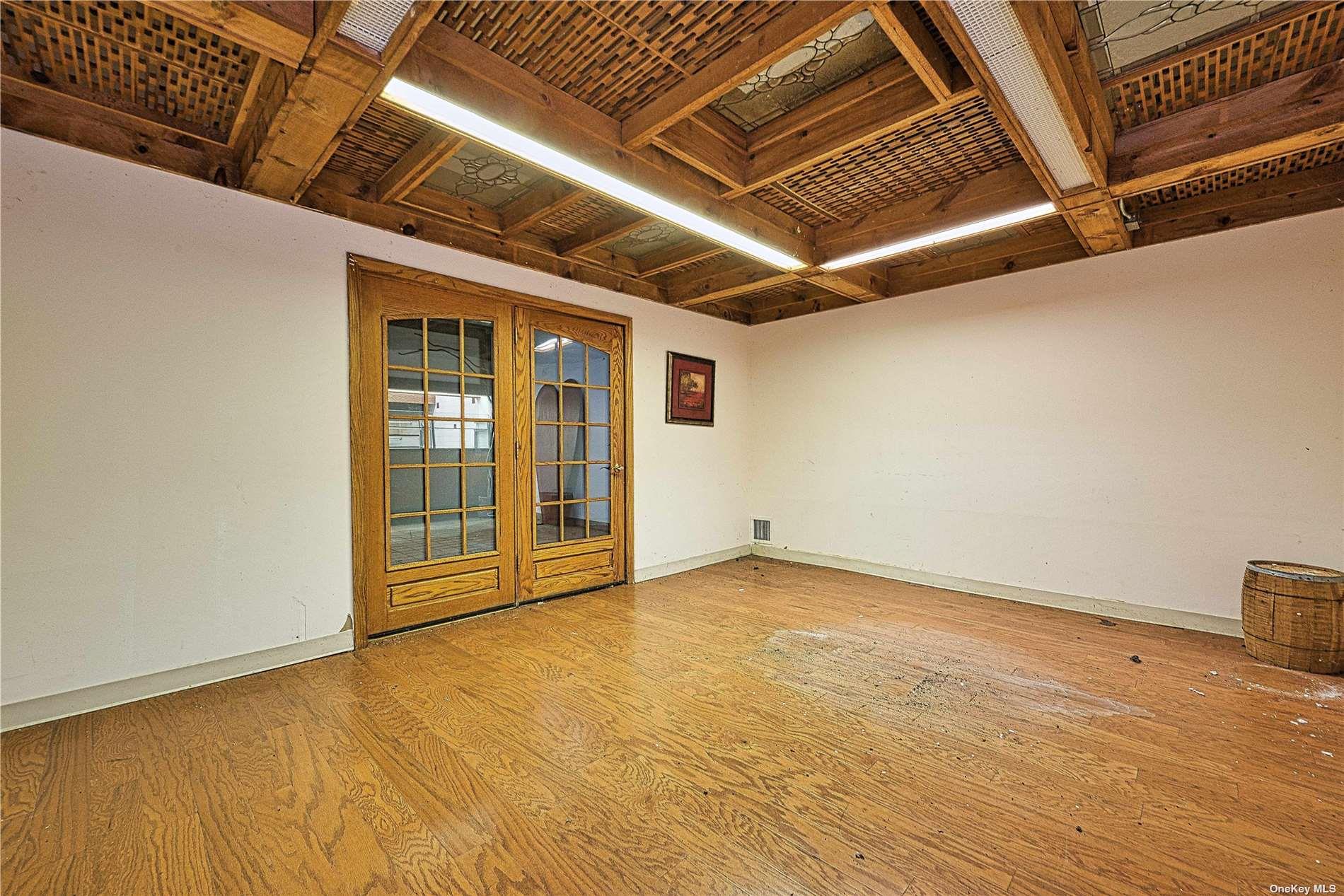 80 East Main Street Huntington Huntington NY 11743