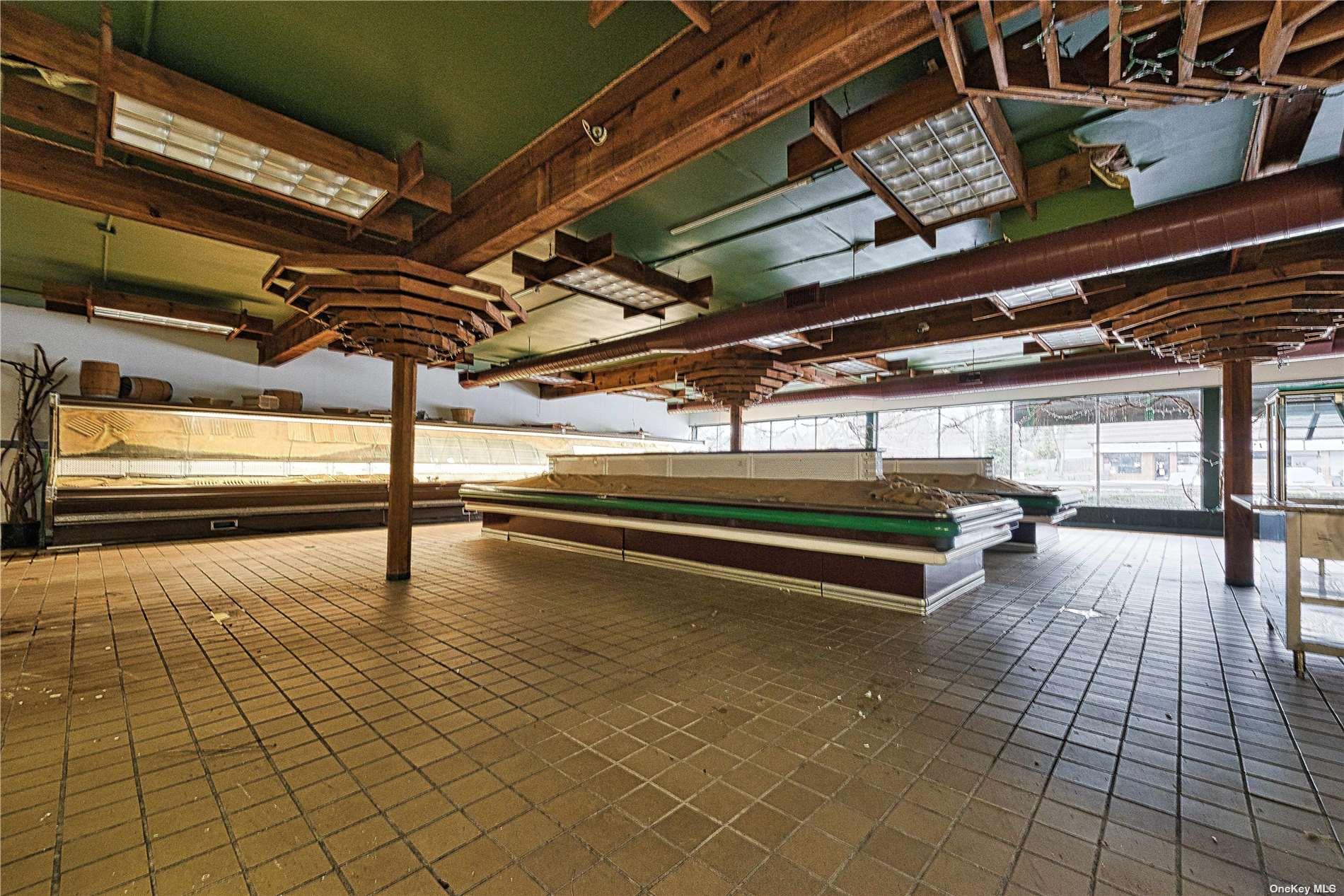 80 East Main Street Huntington Huntington NY 11743