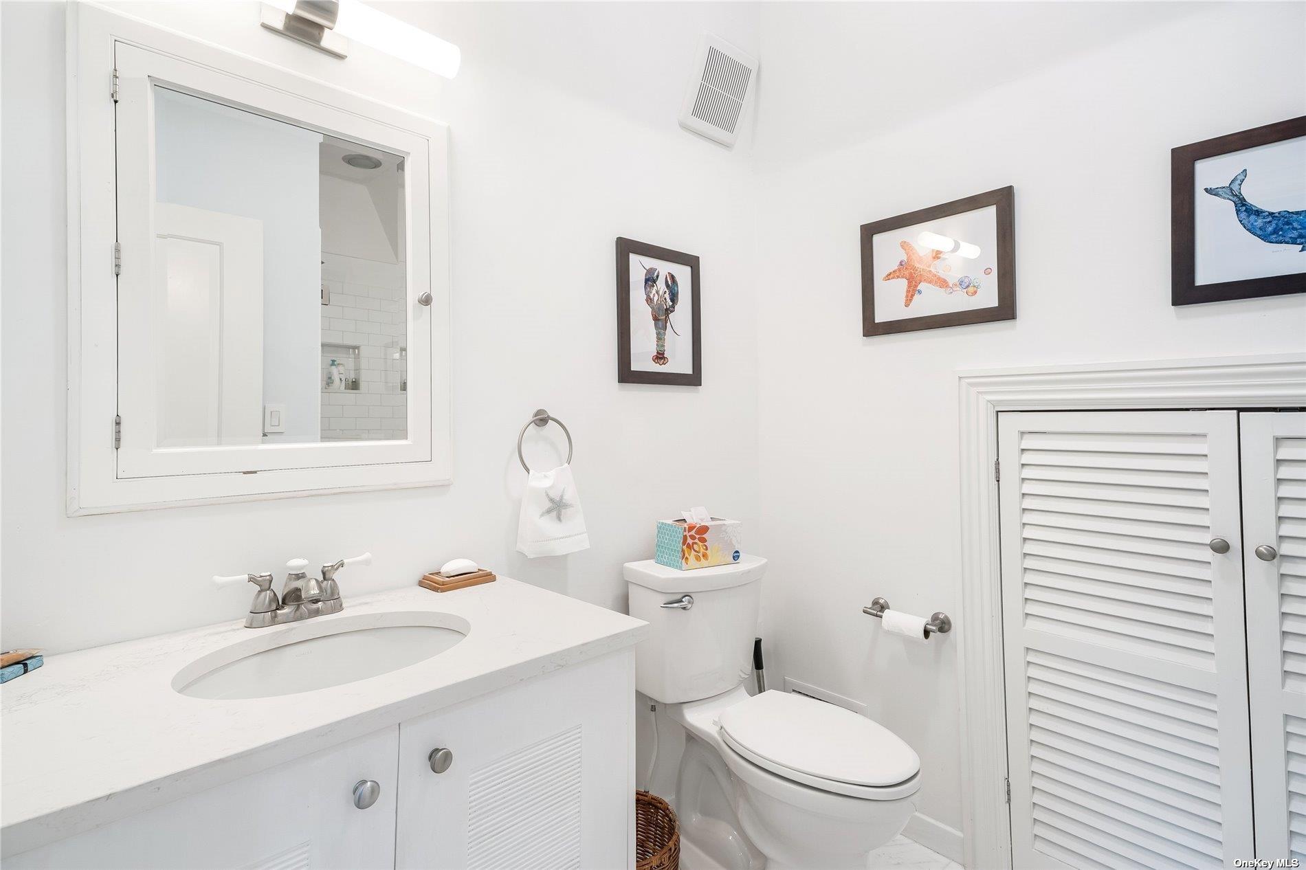 686 Hill Street Southampton Southampton, NY 11968