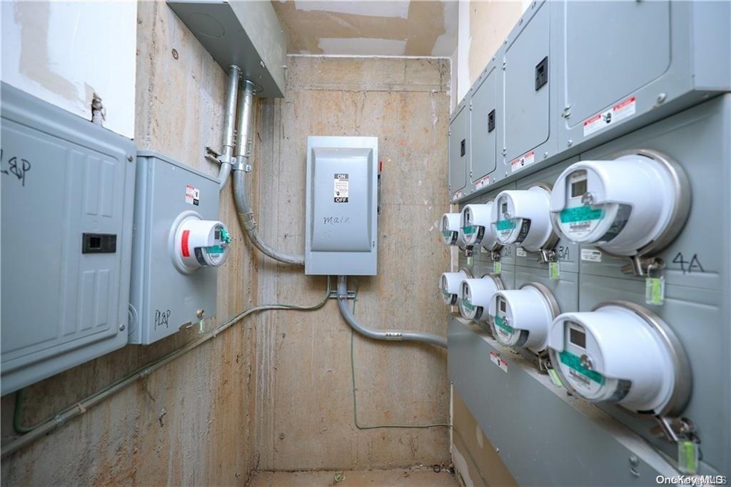 754 40th Street Brooklyn NY 11232