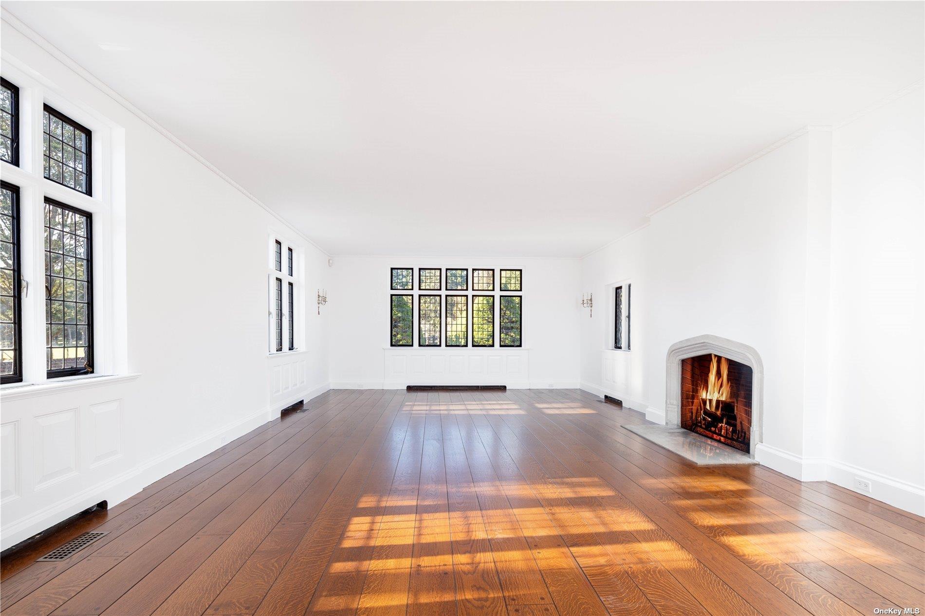 16 Tuthill Lane Remsenburg Remsenburg NY 11960