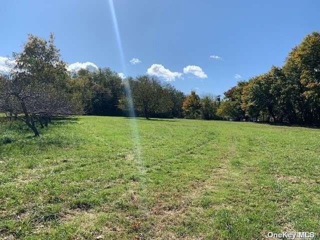 385 New Suffolk Avenue Mattituck Mattituck, NY 11952