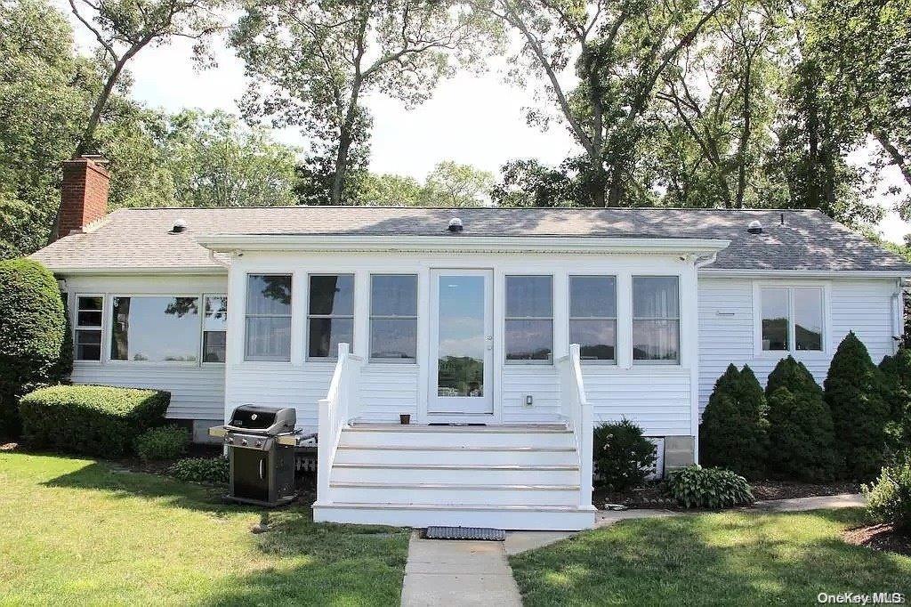 1100 Pine Avenue Southold Southold, NY 11971