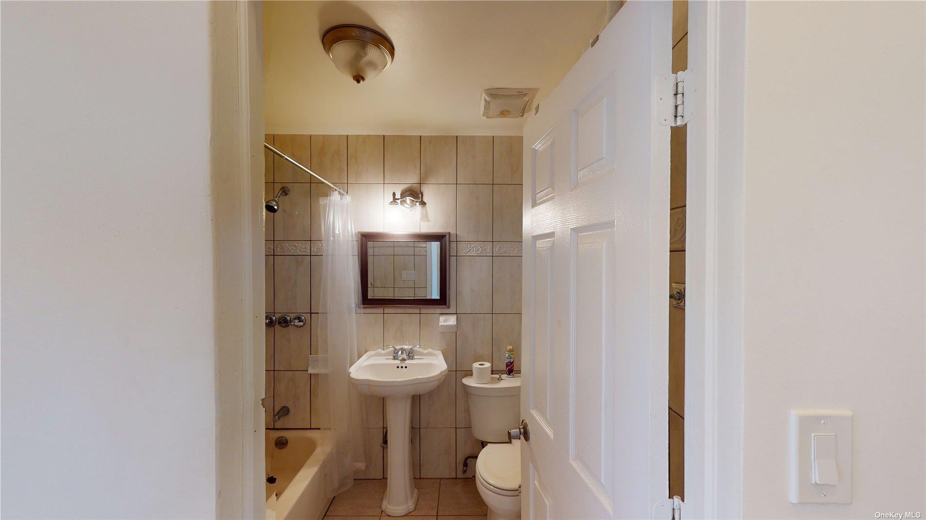 46 Sutton Street Brooklyn, NY 11222