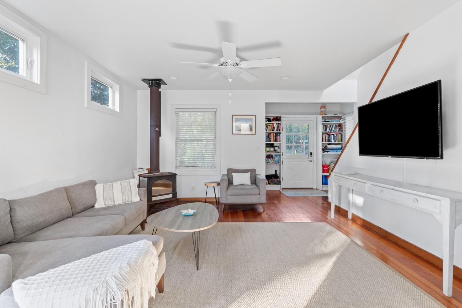 38 Homesite Avenue Seaview Seaview, NY 11770