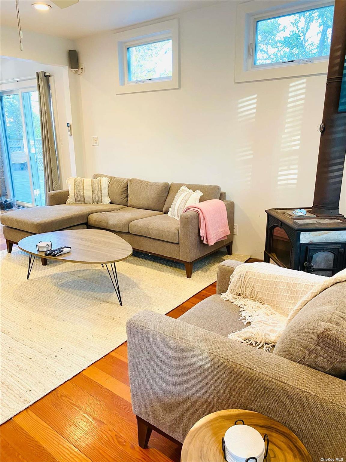 38 Homesite Avenue Seaview Seaview, NY 11770