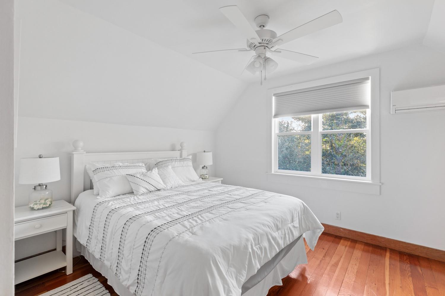 38 Homesite Avenue Seaview Seaview, NY 11770