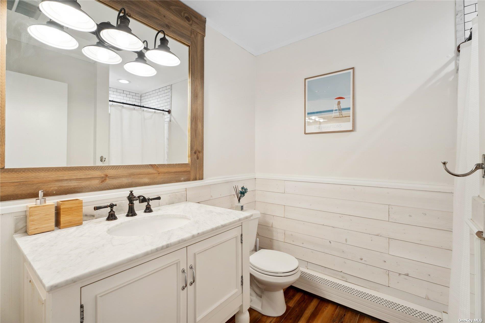 28 Argonne West Road Hampton Bays Hampton Bays, NY 11946