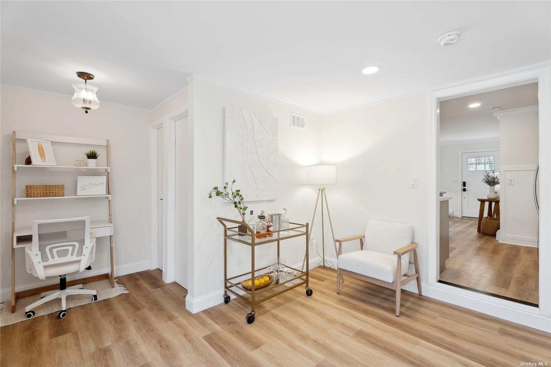 28 Argonne West Road Hampton Bays Hampton Bays, NY 11946