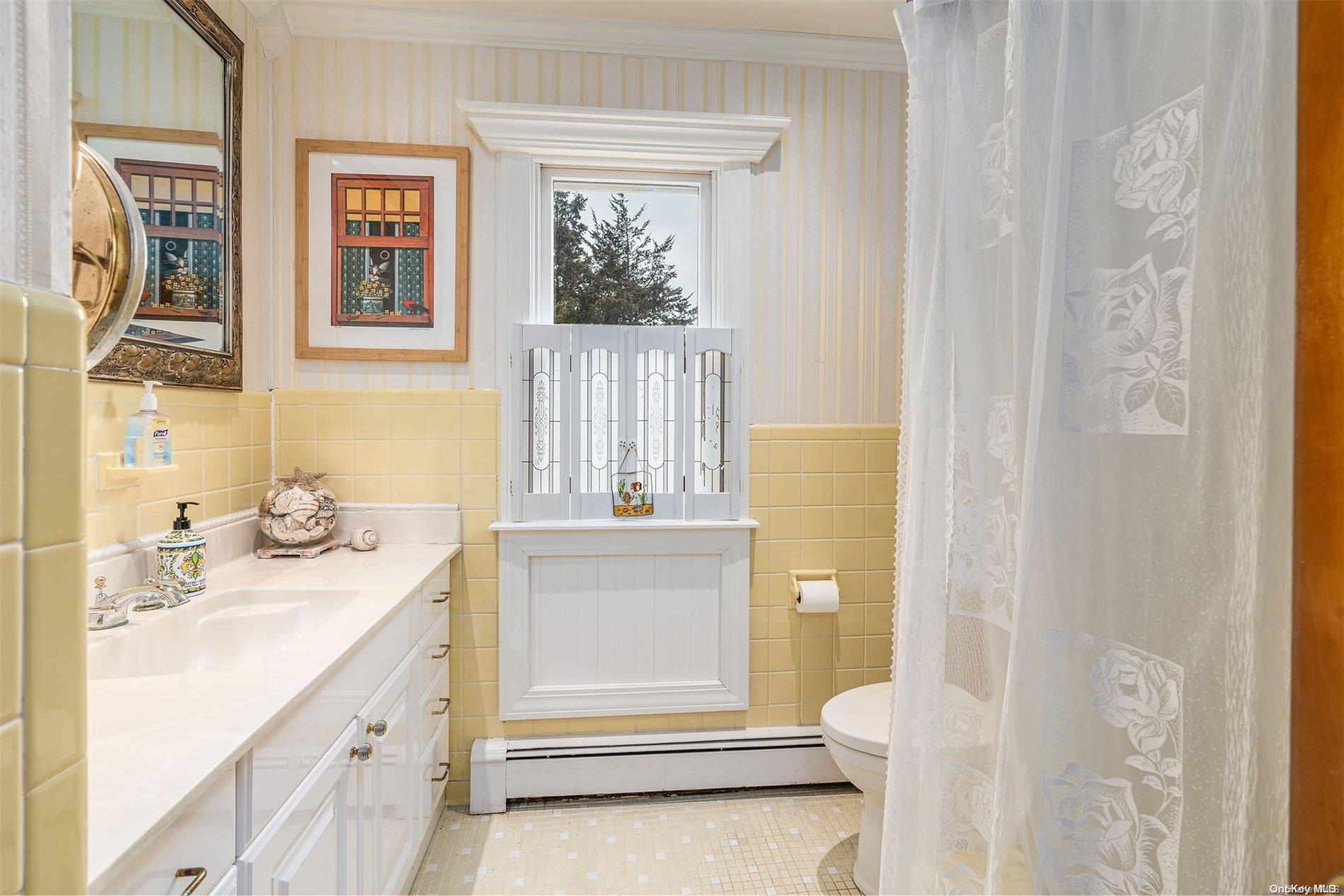 28 Koral Drive Southampton Southampton, NY 11968