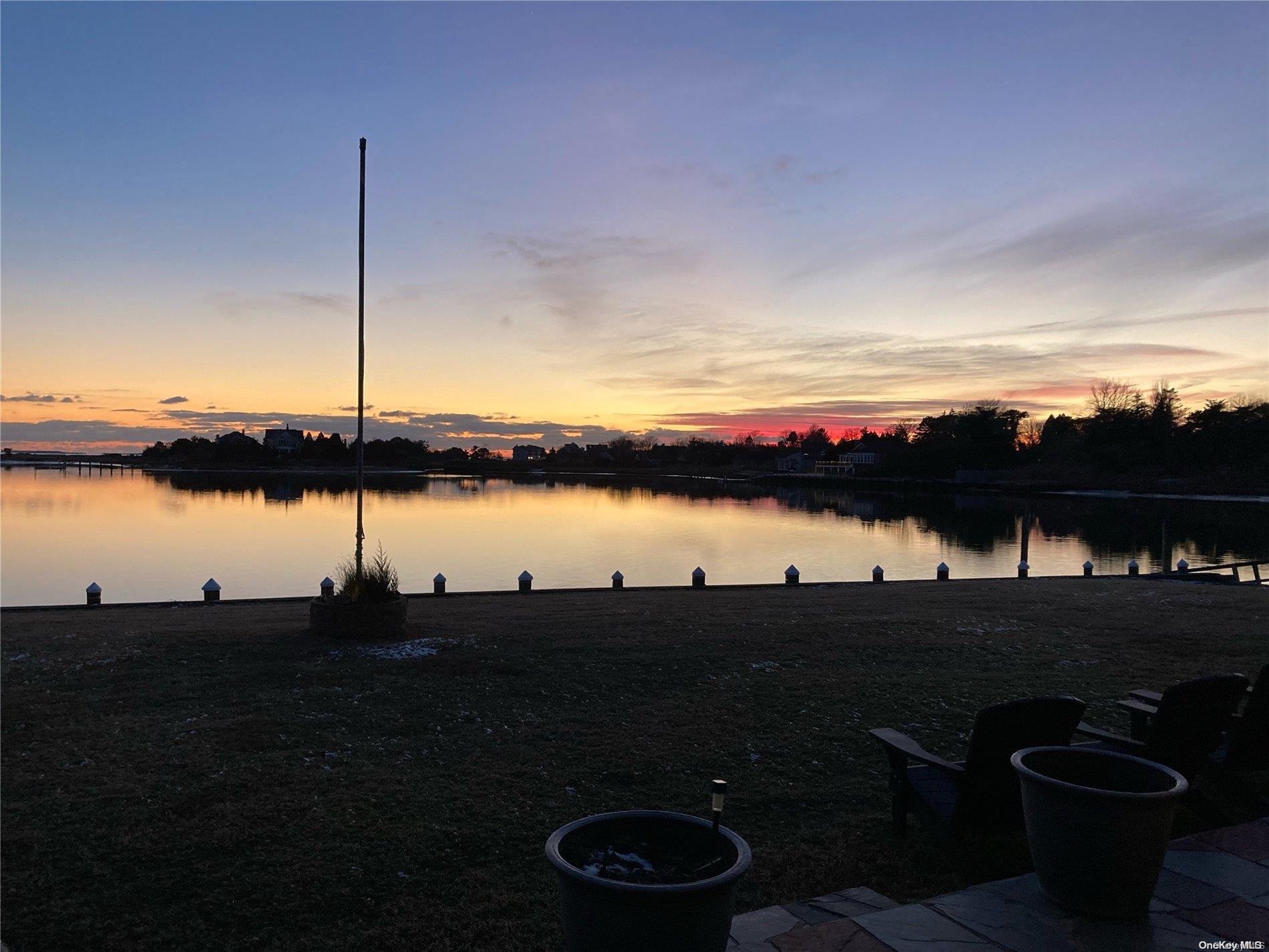 28 Koral Drive Southampton Southampton, NY 11968