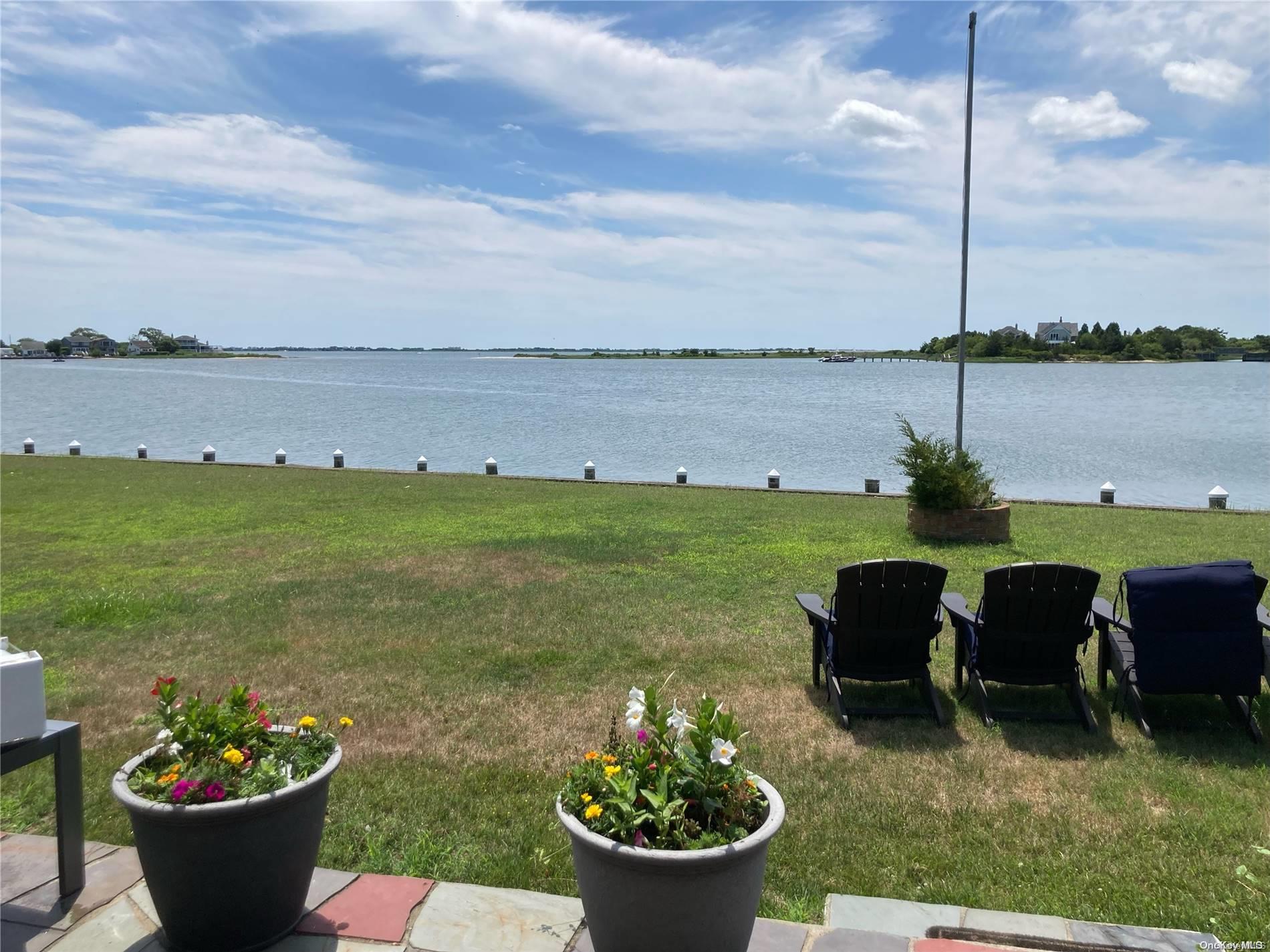 28 Koral Drive Southampton Southampton, NY 11968