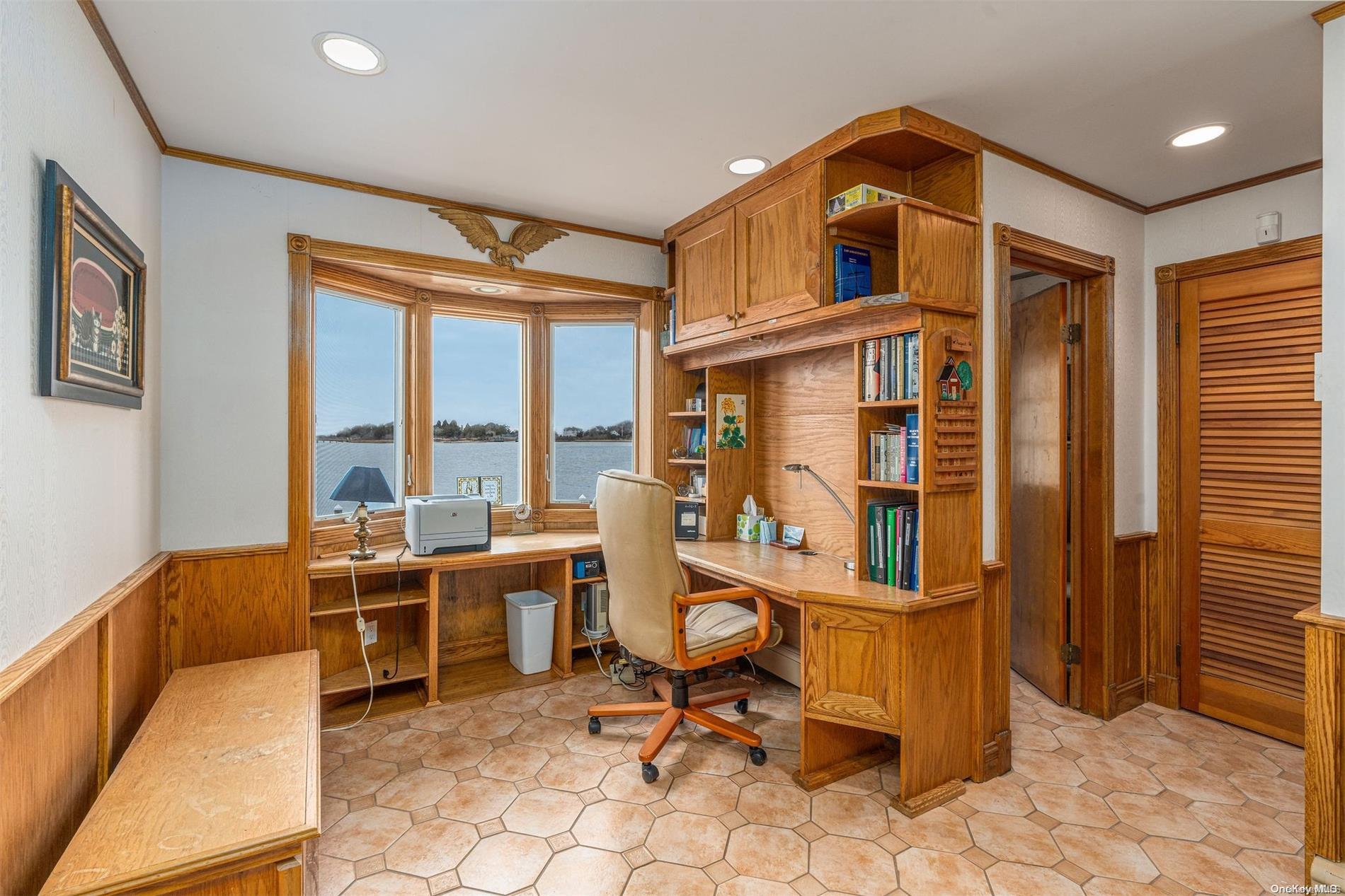 28 Koral Drive Southampton Southampton, NY 11968