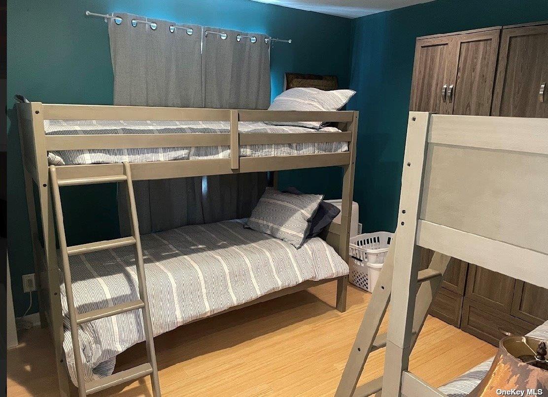 50 Clipper Roadway Corneille Estates, NY 11770