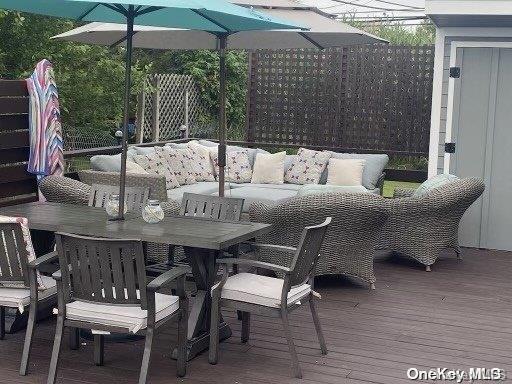 600 Bayberry Walk Ocean Beach Ocean Beach, NY 11770