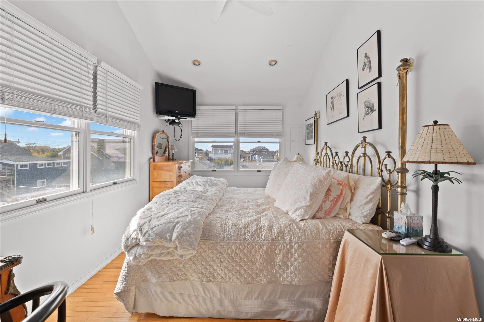 653 Ocean Breeze Ocean Beach Ocean Beach, NY 11770