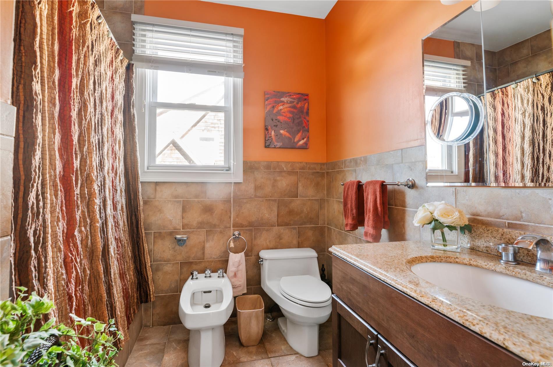 653 Ocean Breeze Ocean Beach Ocean Beach, NY 11770