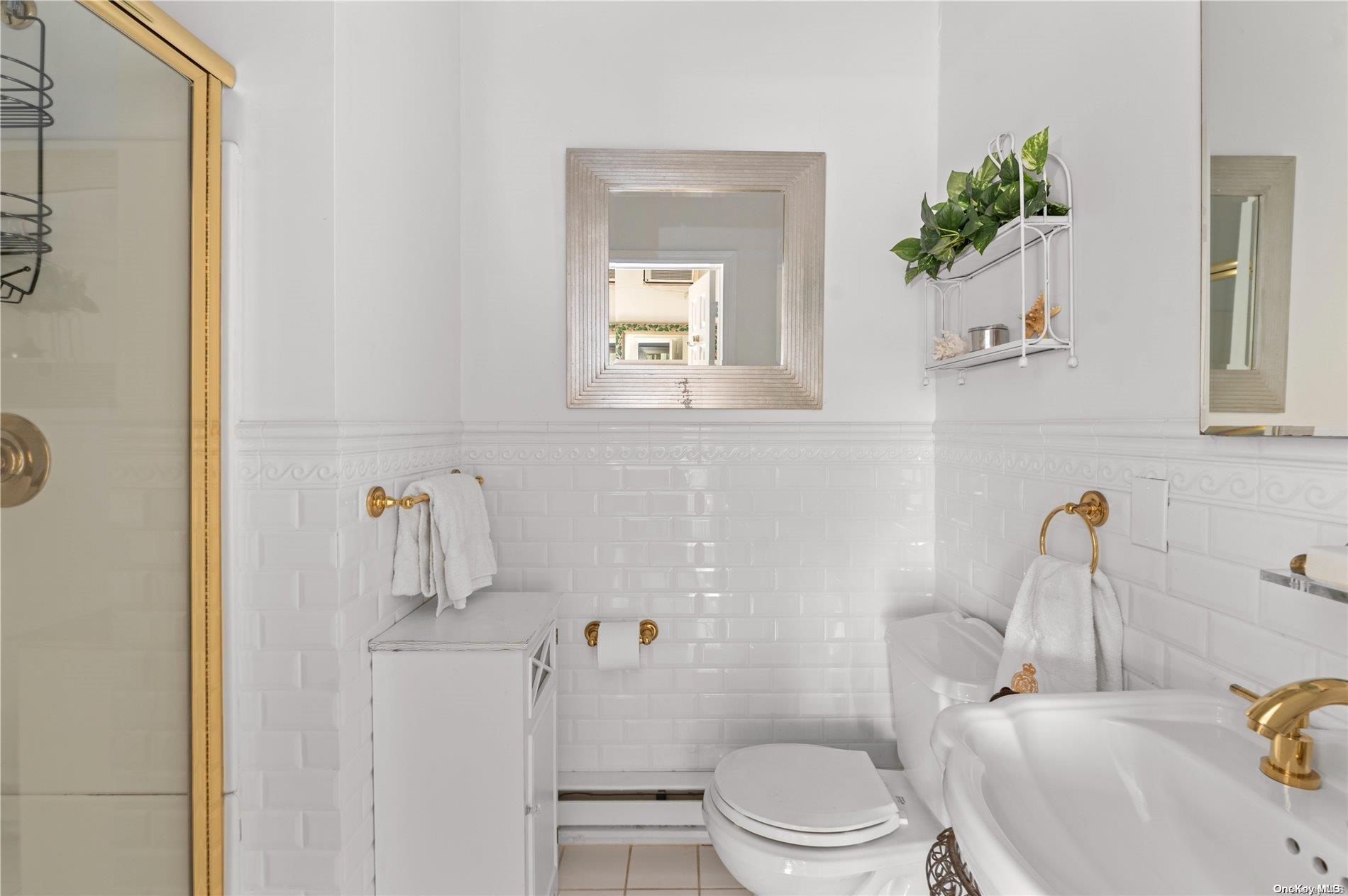 653 Ocean Breeze Ocean Beach Ocean Beach, NY 11770