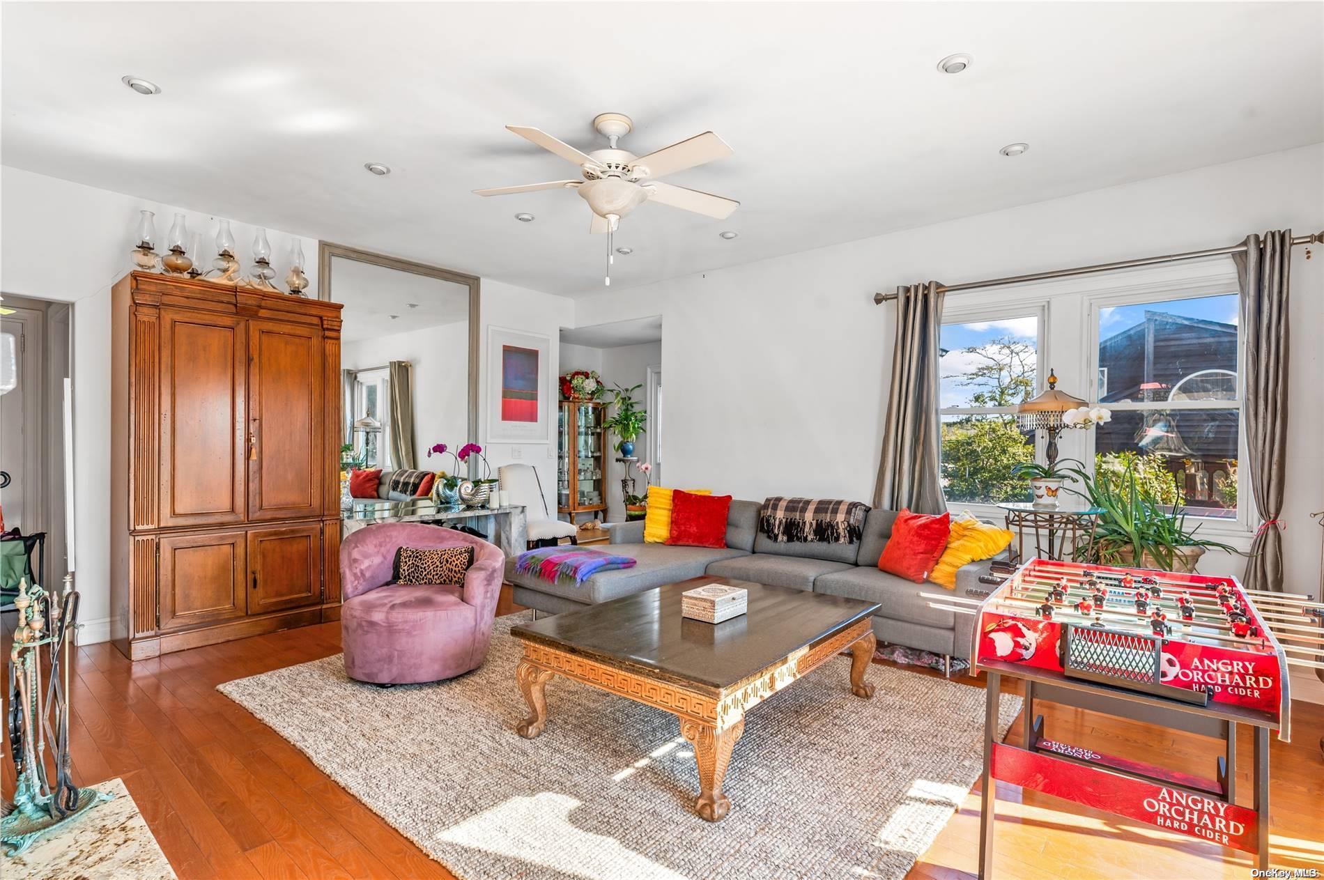 653 Ocean Breeze Ocean Beach Ocean Beach, NY 11770