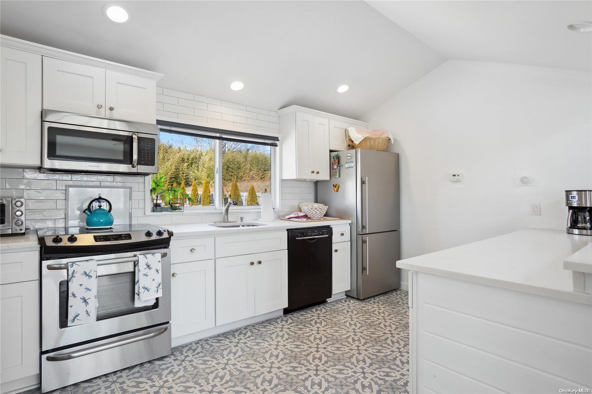 66 Library Avenue Southampton Southampton NY 11978