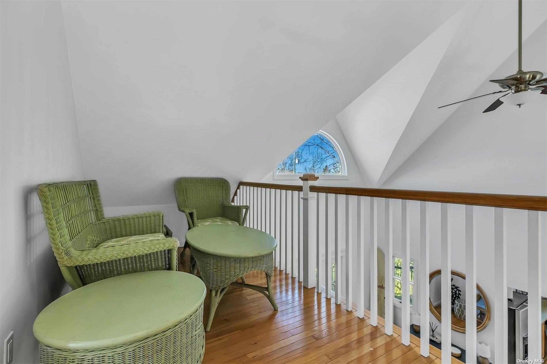 6 Nidzyn Avenue Remsenburg Remsenburg, NY 11960