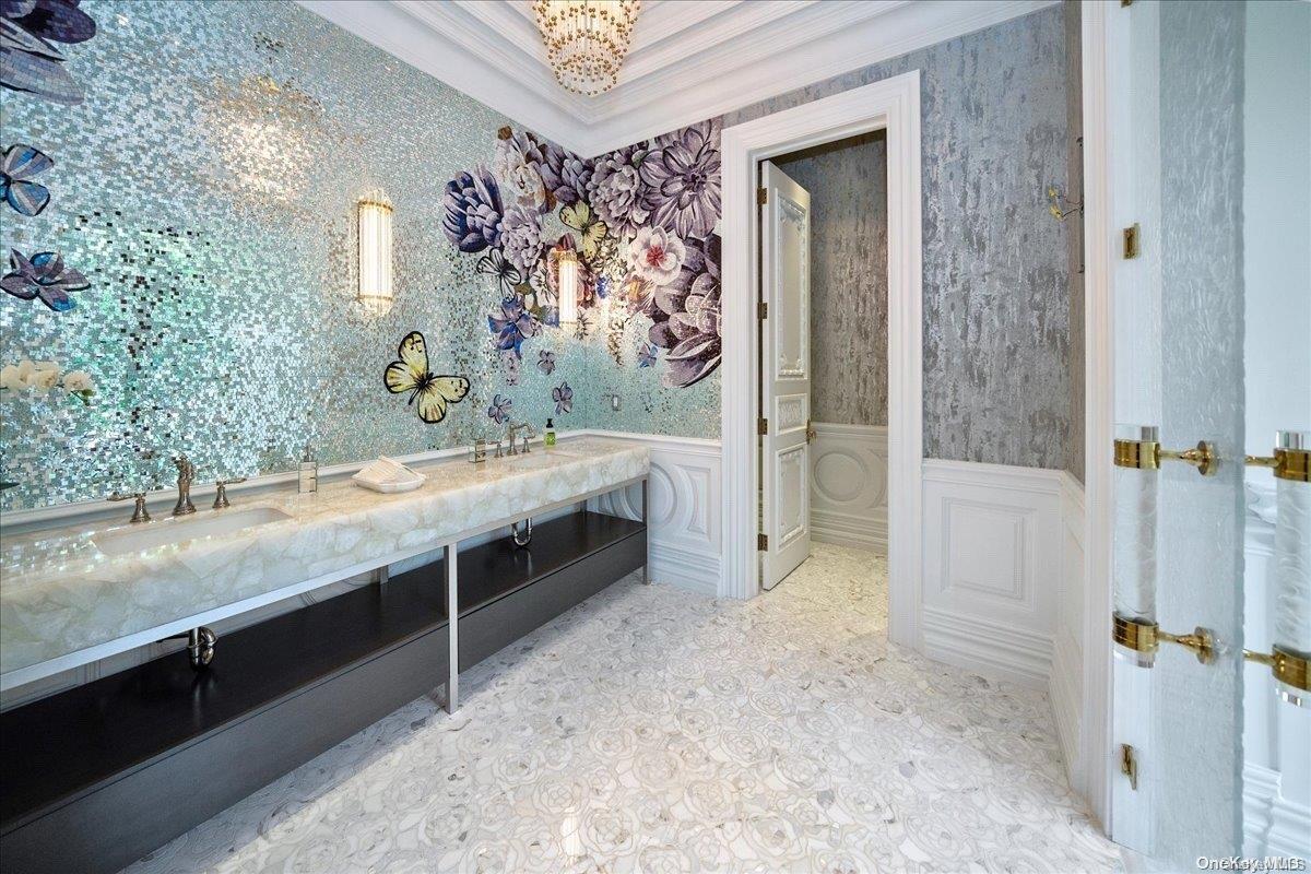 5 Longwood Road Sands Point Sands Point, NY 11050