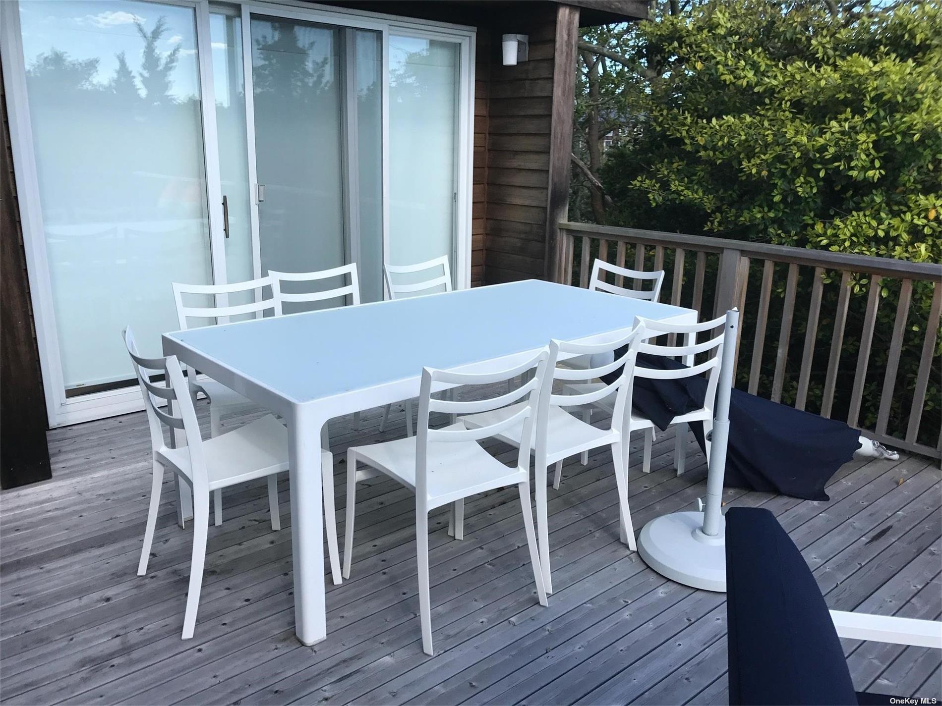 42 Evergreen Seaview Seaview, NY 11770