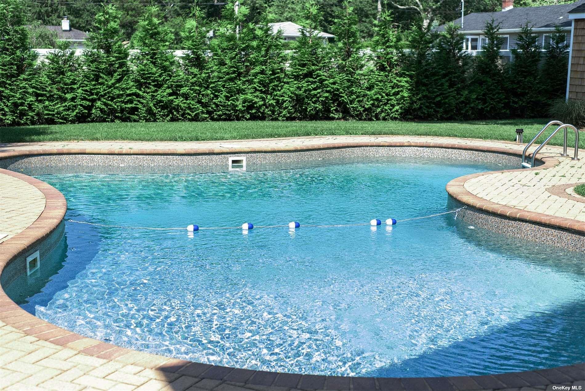 4 Landing Lane East Quogue East Quogue, NY 11942