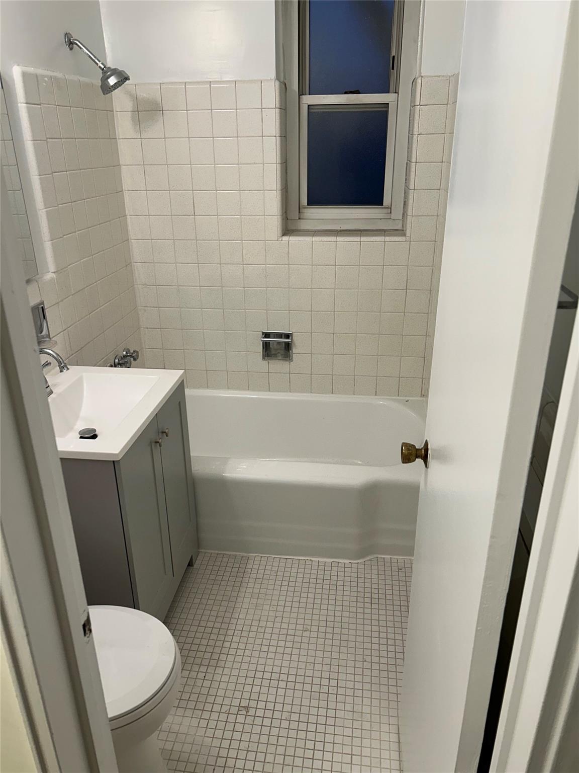 212-30 23rd Avenue 3-G Bayside Bayside, NY 11360