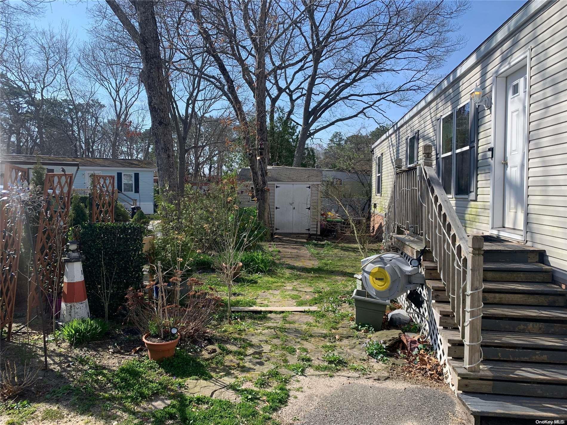 31 Palm Drive East Quogue East Quogue, NY 11942