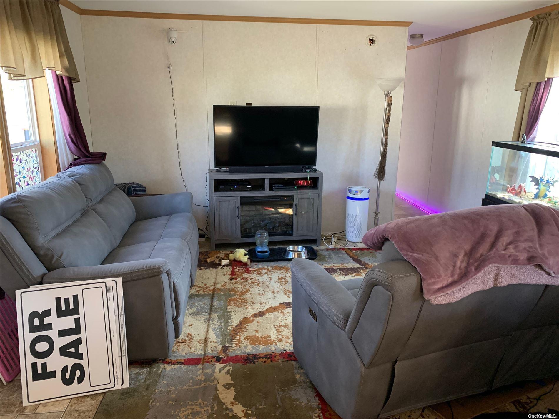 31 Palm Drive East Quogue East Quogue, NY 11942