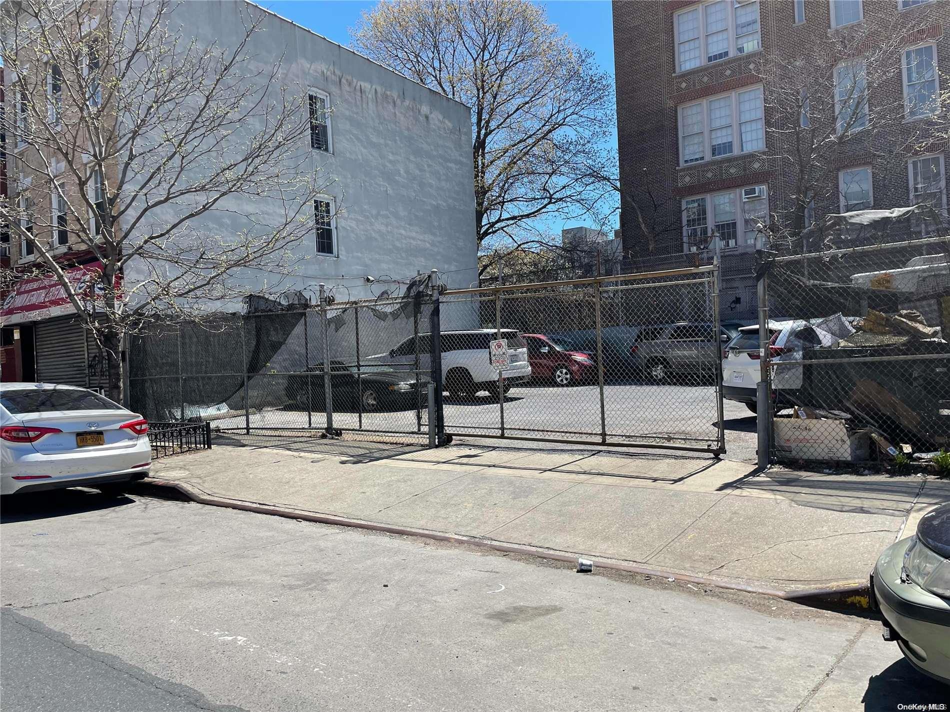 141 Pennsylvania Avenue Brooklyn, NY 11207