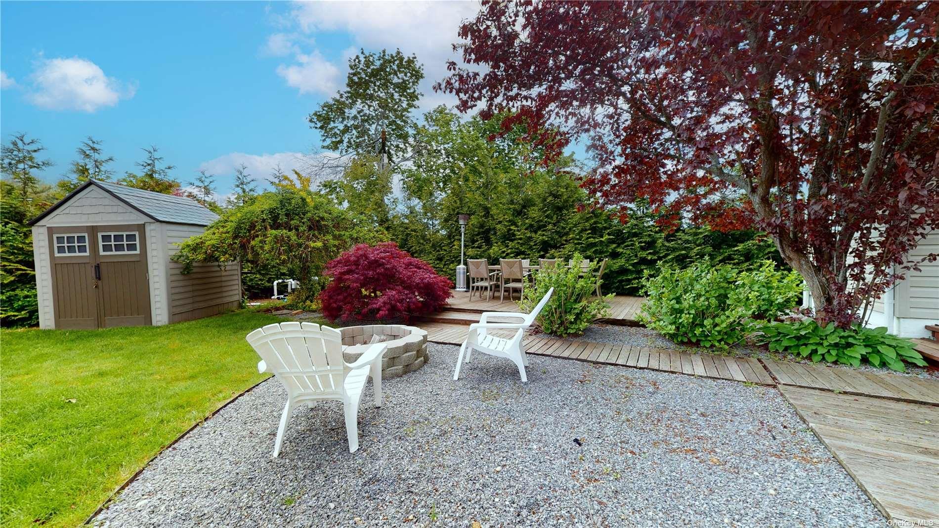 6 West End Avenue East Quogue East Quogue, NY 11942