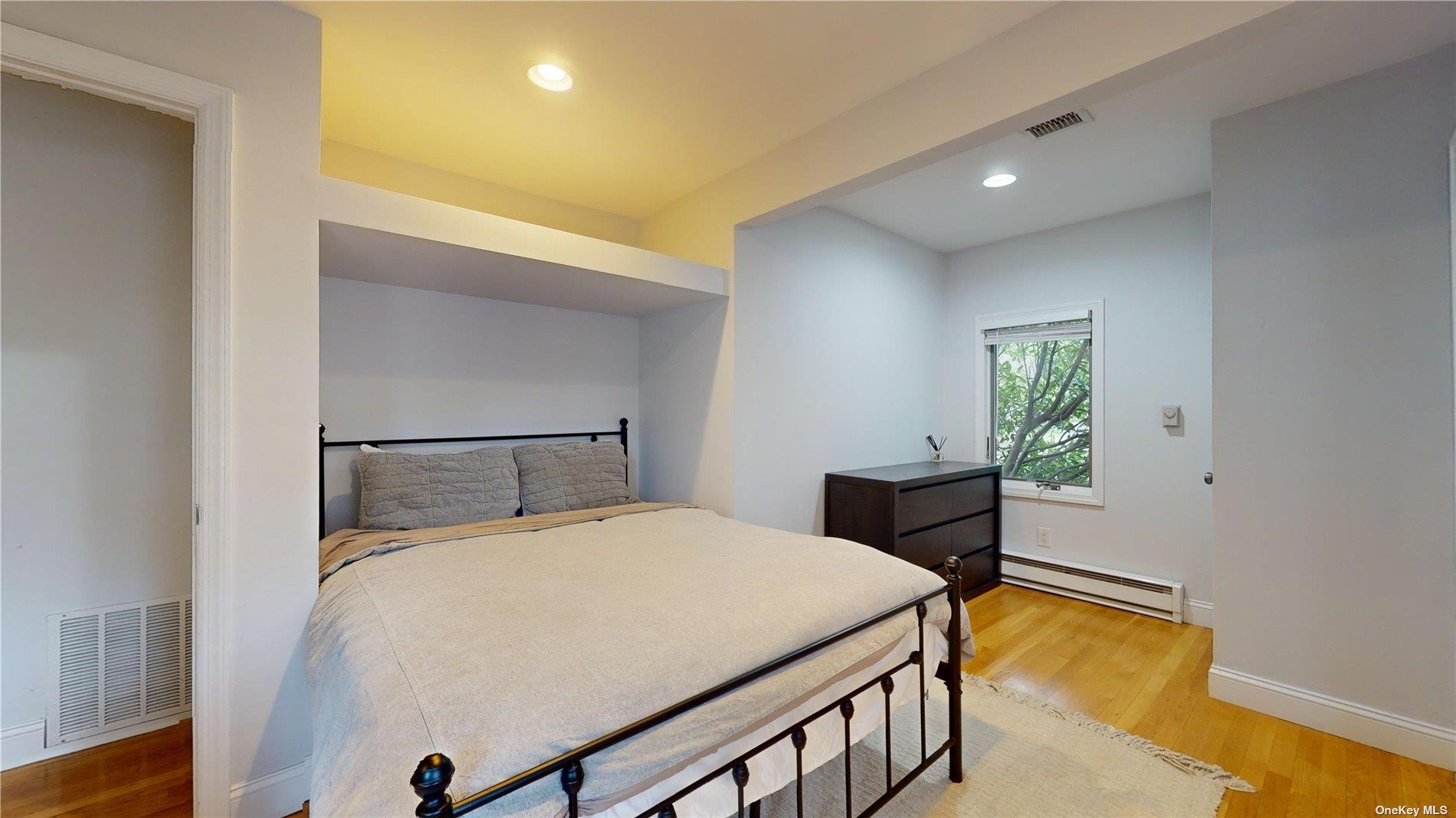 6 West End Avenue East Quogue East Quogue, NY 11942