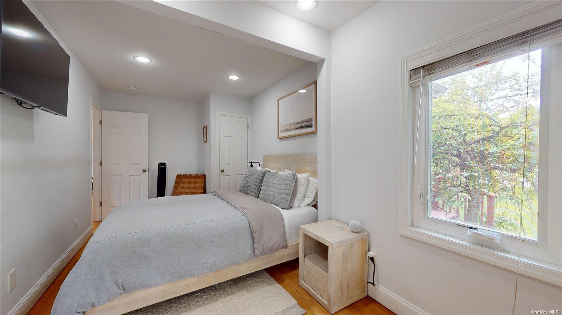 6 West End Avenue East Quogue East Quogue, NY 11942