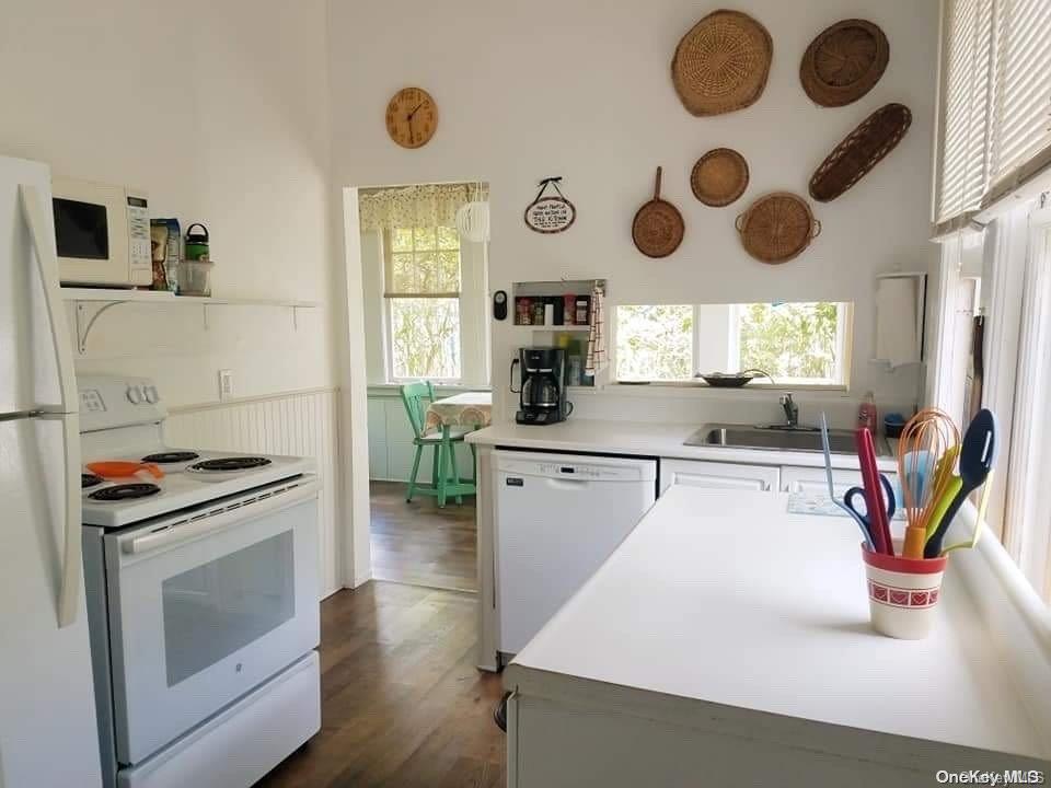 276 Cottage Walk Ocean Beach Ocean Beach, NY 11770