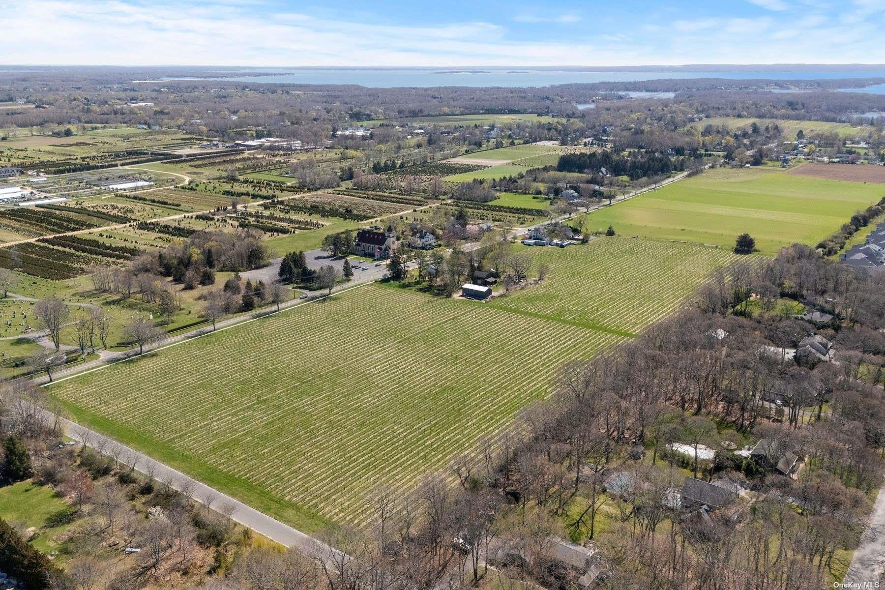 18910 Middle Road Cutchogue Cutchogue, NY 11935