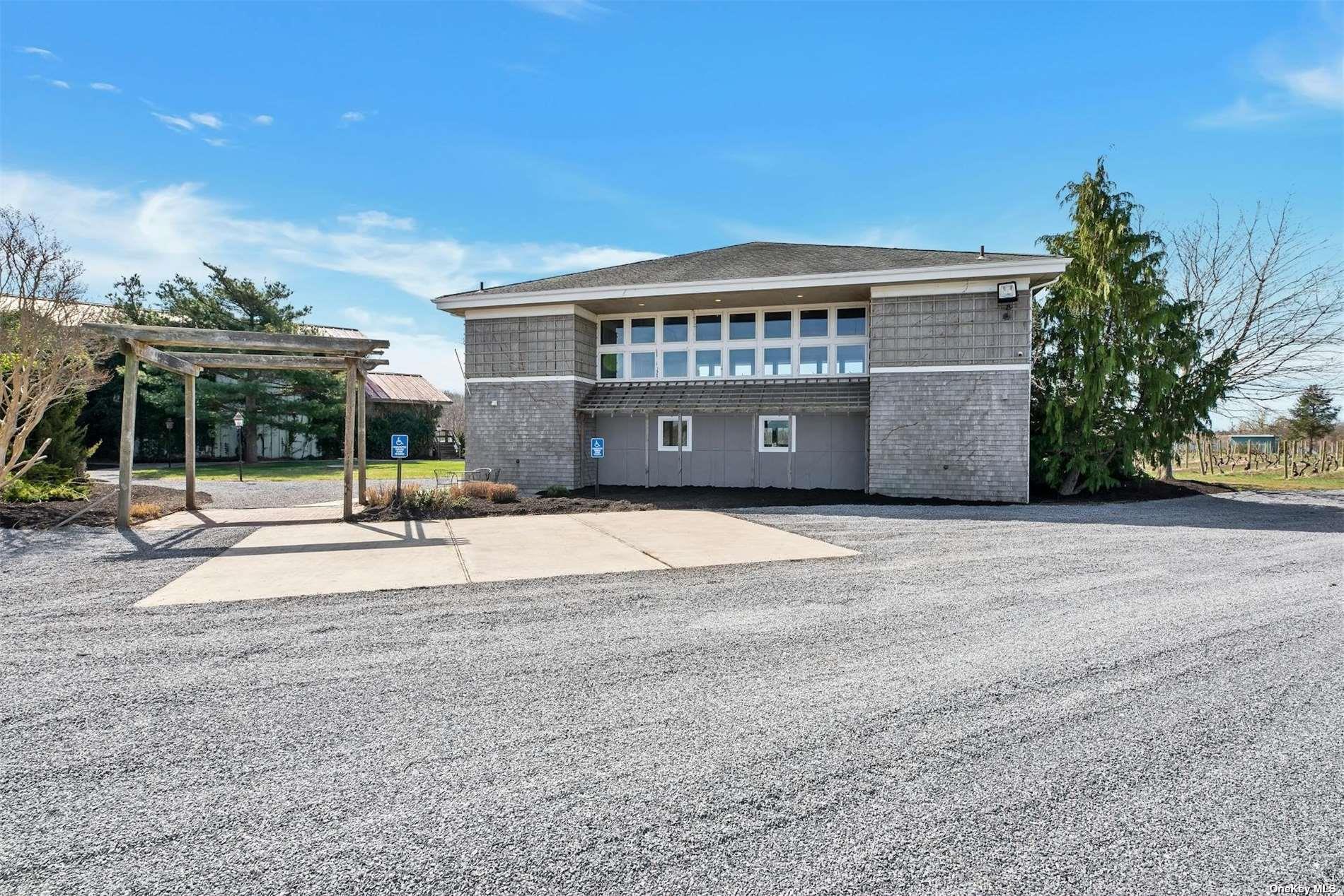 18910 Middle Road Cutchogue Cutchogue, NY 11935