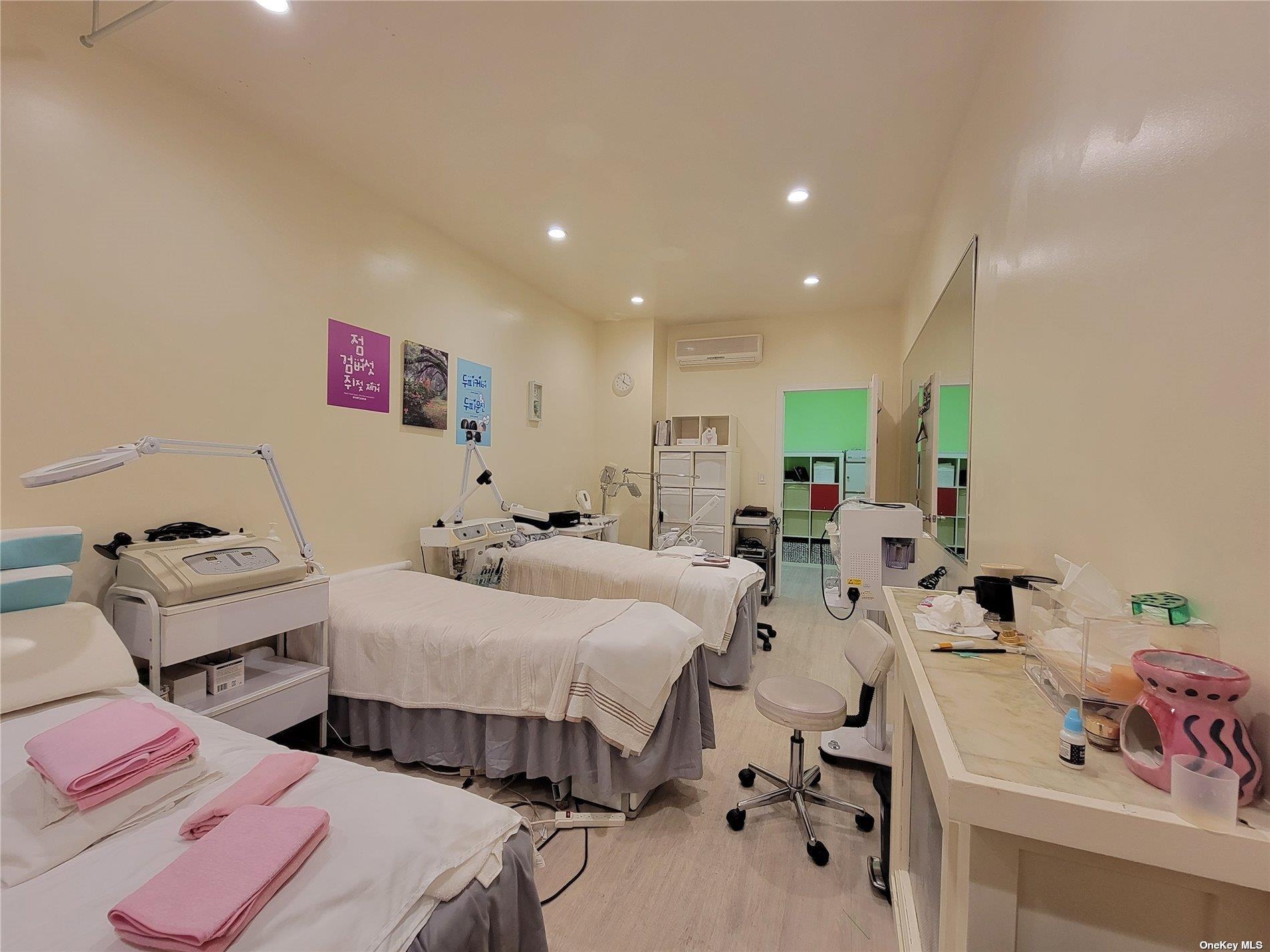 161-07 Northern Boulevard Flushing Flushing, NY 11358