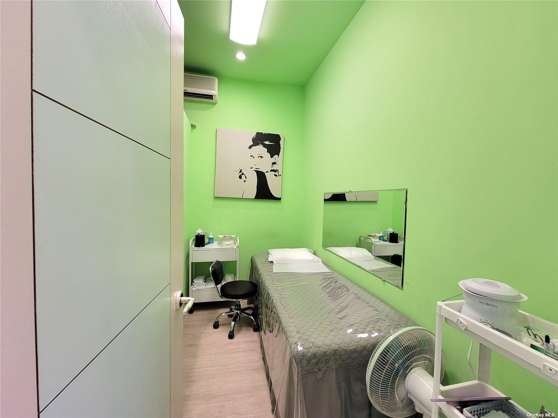 161-07 Northern Boulevard Flushing Flushing, NY 11358