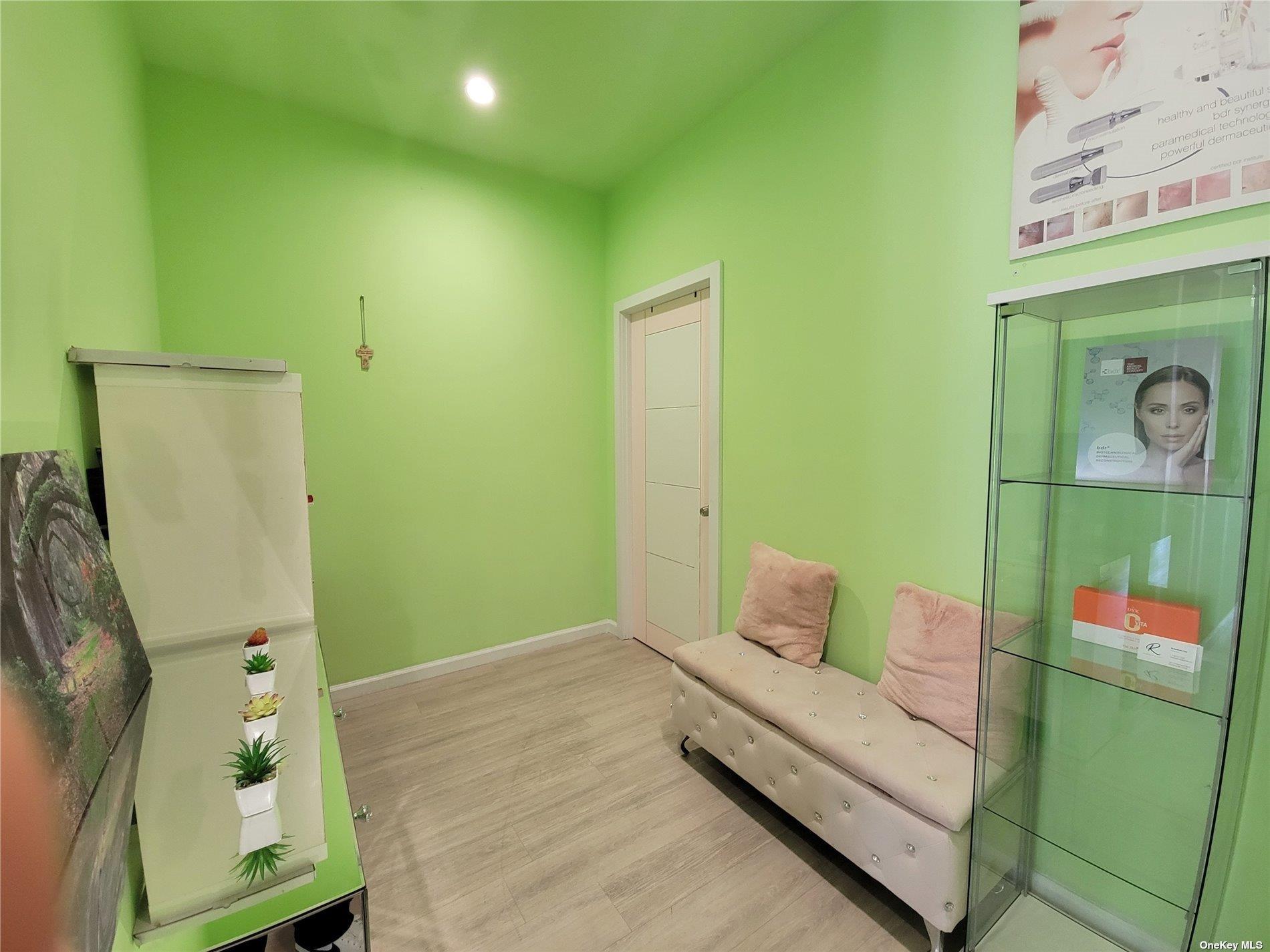 161-07 Northern Boulevard Flushing Flushing, NY 11358